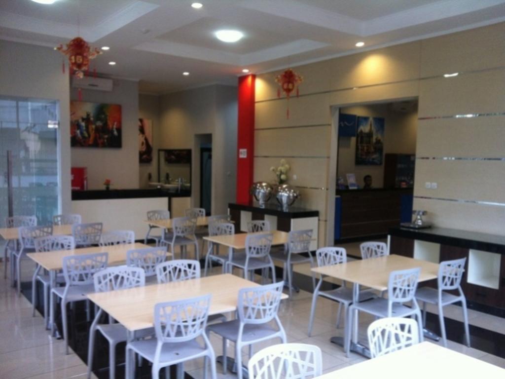 Lj Hotel Μπαντούνγκ Εξωτερικό φωτογραφία