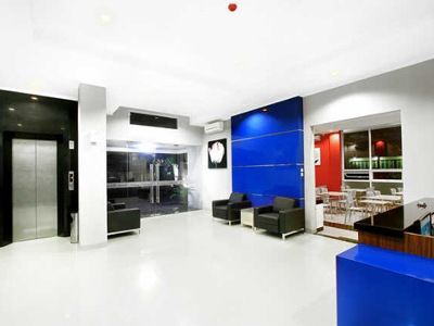 Lj Hotel Μπαντούνγκ Εξωτερικό φωτογραφία